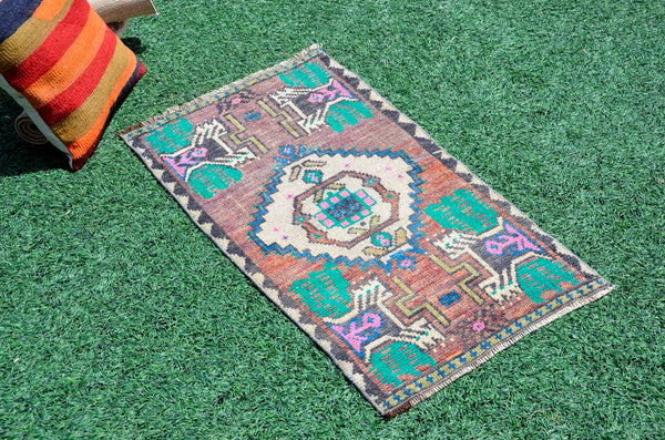 Handmade Turkish Vintage small area rug doormat for home decor, bathroom rug, area oushak rug bathroom mat kitchen kilim rug, rug 3.2x1.9, 665958