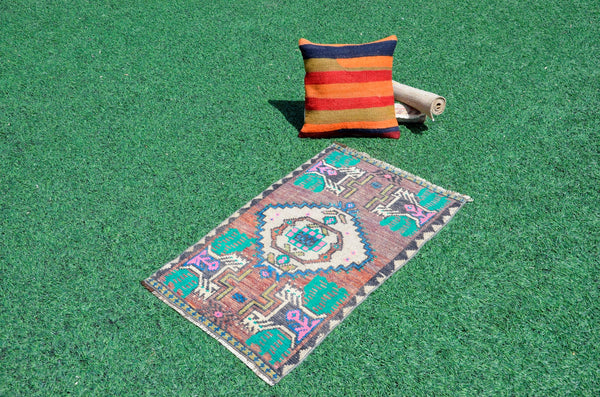Handmade Turkish Vintage small area rug doormat for home decor, bathroom rug, area oushak rug bathroom mat kitchen kilim rug, rug 3.2x1.9, 665958