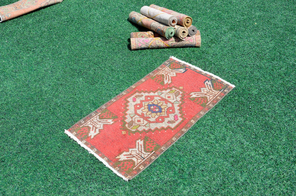 Natural Turkish Vintage small area rug doormat for home decor, bathroom rug, area oushak rug bathroom mat kitchen rug kilim rug, rug 3.1X1.6, 665962