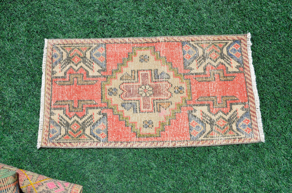 Handmade Turkish Vintage small area rug doormat for home decor, bathroom rug, area oushak rug bathroom mat kitchen kilim rug, rug 3x1.6, 665966
