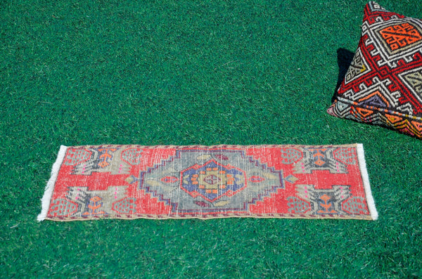 Natural Turkish Vintage small area rug doormat for home decor, bathroom rug, area oushak rug bathroom mat kitchen rug kilim rug, rug 3X1.6, 665992