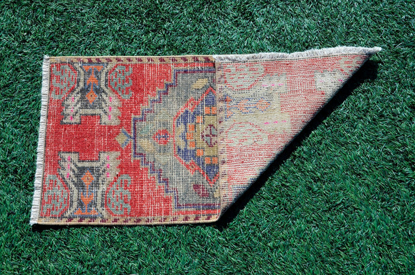 Natural Turkish Vintage small area rug doormat for home decor, bathroom rug, area oushak rug bathroom mat kitchen rug kilim rug, rug 3X1.6, 665992