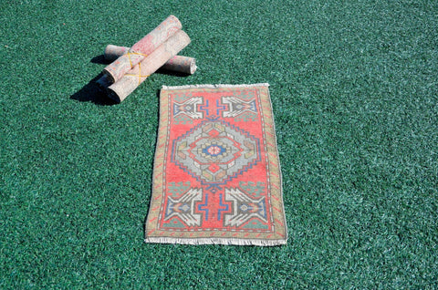 Handmade Turkish Vintage small area rug doormat for home decor, bathroom rug, area oushak rug bathroom mat kitchen kilim rug, rug 2.9X1.6, 665994