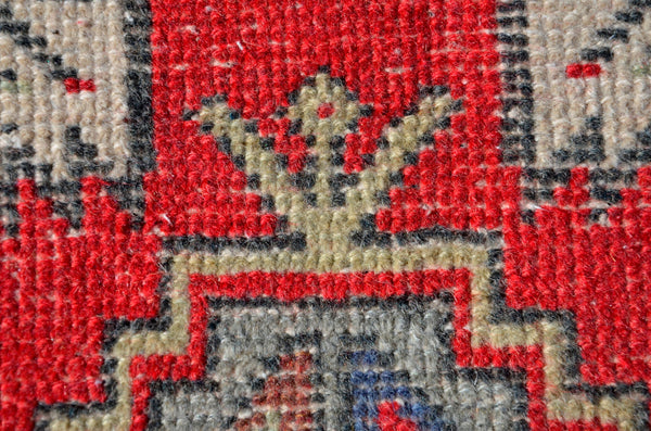 Natural Turkish Vintage small area rug doormat for home decor, bathroom rug, area oushak rug bathroom mat kitchen rug kilim rug, rug 3.1X1.5, 665995
