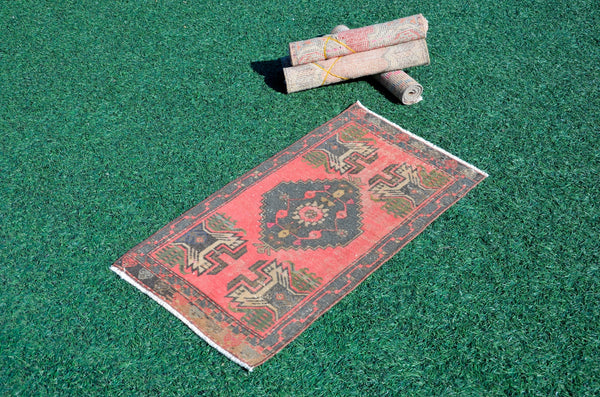 Handmade Turkish Vintage small area rug doormat for home decor, bathroom rug, area oushak rug bathroom mat kitchen kilim rug, rug 3.2x1.7, 665998