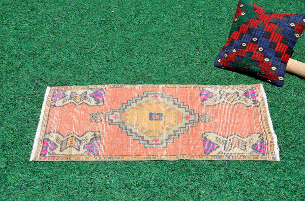 Handmade Turkish Vintage small area rug doormat for home decor, bathroom rug, area oushak rug bathroom mat kitchen kilim rug, rug 3.5x1.7, 666506