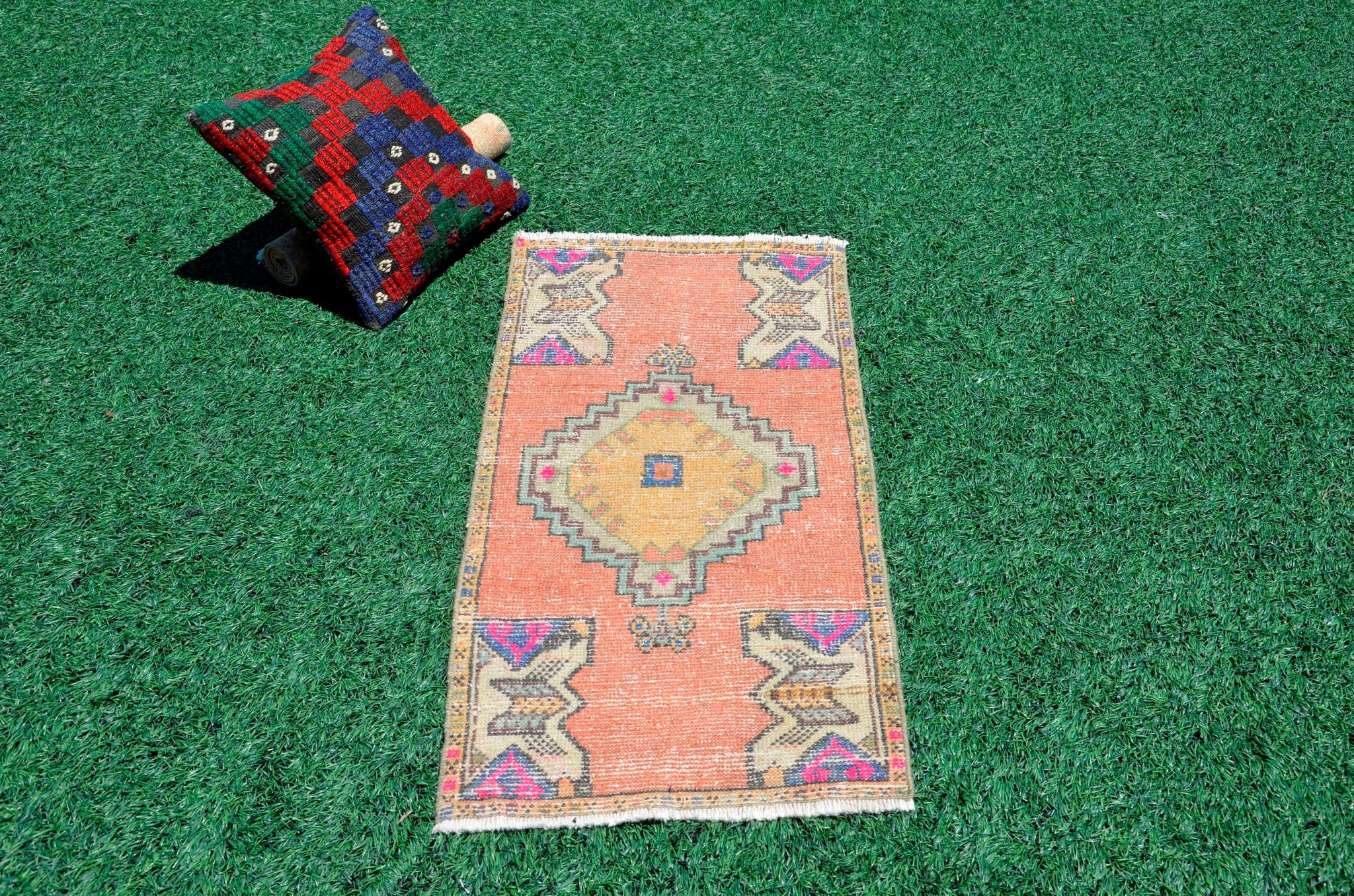 Handmade Turkish Vintage small area rug doormat for home decor, bathroom rug, area oushak rug bathroom mat kitchen kilim rug, rug 3.5x1.7, 666506
