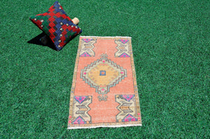 Handmade Turkish Vintage small area rug doormat for home decor, bathroom rug, area oushak rug bathroom mat kitchen kilim rug, rug 3.5x1.7, 666506