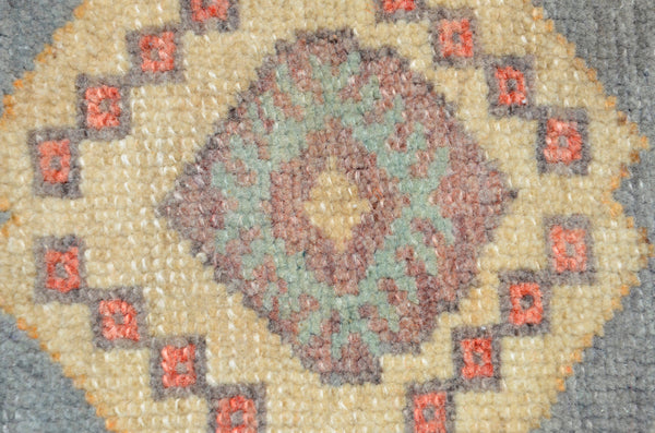 Handmade Turkish Vintage small area rug doormat for home decor, bathroom rug, area oushak rug bathroom mat kitchen kilim rug, rug 2.6x1.3, 666521