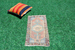 Handmade Turkish Vintage small area rug doormat for home decor, bathroom rug, area oushak rug bathroom mat kitchen kilim rug, rug 2.6x1.3, 666521