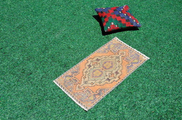 Natural Turkish Vintage small area rug doormat for home decor, bathroom rug, area oushak rug bathroom mat kitchen rug kilim rug, rug 2.6X1.4, 666525
