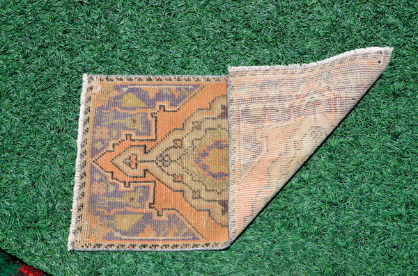 Natural Turkish Vintage small area rug doormat for home decor, bathroom rug, area oushak rug bathroom mat kitchen rug kilim rug, rug 2.6X1.4, 666525