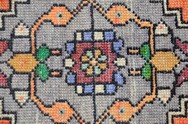 Handmade Turkish Vintage small area rug doormat for home decor, bathroom rug, area oushak rug bathroom mat kitchen kilim rug, rug 3.3x1.6, 666526