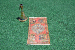 Handmade Turkish Vintage small area rug doormat for home decor, bathroom rug, area oushak rug bathroom mat kitchen kilim rug, rug 3.2x1.6, 665745