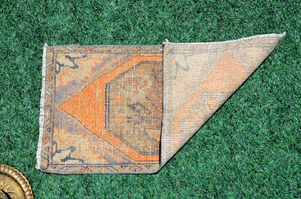 Vintage Handmade Turkish small area rug doormat for home decor, bathroom rug, area rug bathroom mat kitchen rug  kilim rug, rug 2.7X1.4, 665758