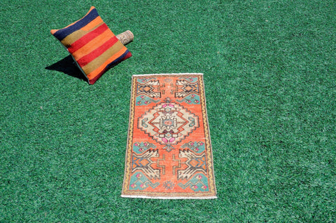 Turkish Handmade Vintage small area rug doormat for home decor, bathroom rug, area oushak rug bathroom mat kitchen kilim rug, rug 3.x1.4, 665759