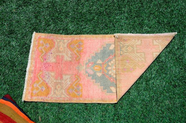 Natural Turkish Vintage small area rug doormat for home decor, bathroom rug, area oushak rug bathroom mat kitchen rug kilim rug, rug 3X1.5, 665769