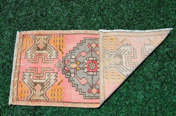 Natural Turkish Vintage small area rug doormat for home decor, bathroom rug, area oushak rug bathroom mat kitchen rug kilim rug, rug 3.2X1.5, 665784