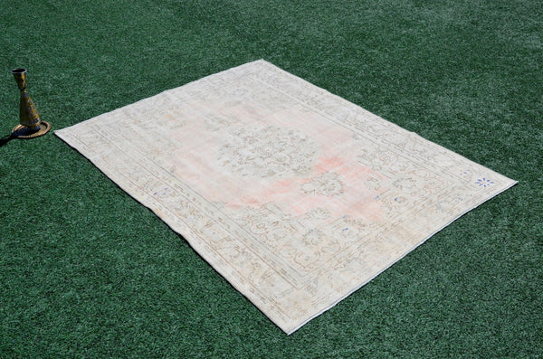 Stained Handmade Turkish Vintage rug for home decor, oversize rug, area rug oushak rug boho bedroom rug kitchen rug  kilim rug, rugs 6x8, 666490