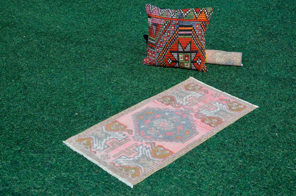 Natural Turkish Vintage small area rug doormat for home decor, bathroom rug, area oushak rug bathroom mat kitchen rug kilim rug, rug 3X1.6, 665798