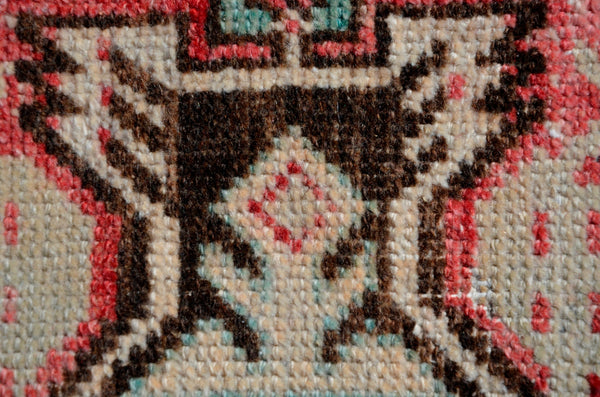 Natural Turkish Vintage small area rug doormat for home decor, bathroom rug, area oushak rug bathroom mat kitchen rug kilim rug, rug 3X1.4, 665803