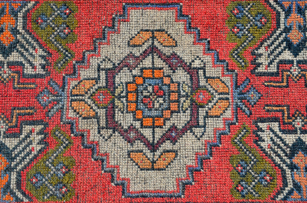Handmade Turkish Vintage small area rug doormat for home decor, bathroom rug, area oushak rug bathroom mat kitchen kilim rug, rug 3.2X1.6, 665812