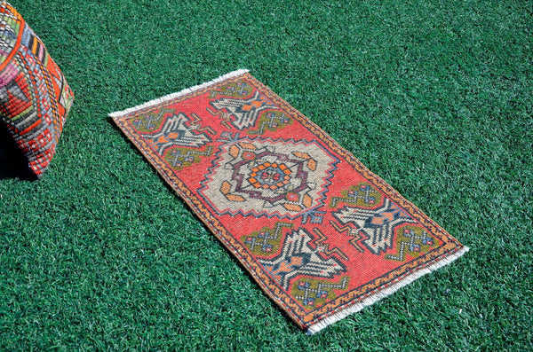 Handmade Turkish Vintage small area rug doormat for home decor, bathroom rug, area oushak rug bathroom mat kitchen kilim rug, rug 3.2X1.6, 665812
