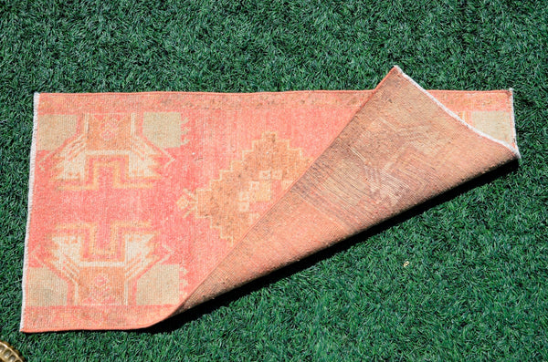 Vintage Handmade Turkish small area rug doormat for home decor, bathroom rug, area oushak rug bathroom mat kitchen kilim rug, rug 3.1X1.5, 665814