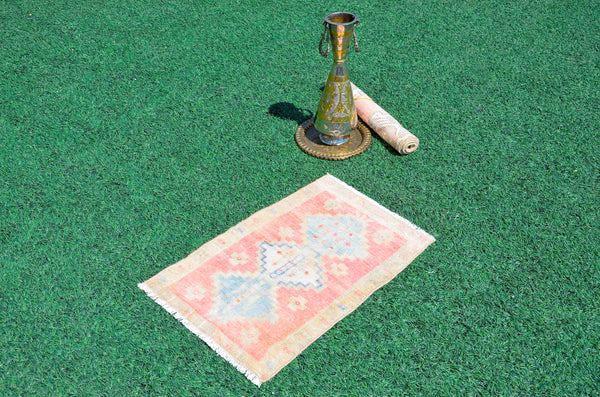 Handmade Turkish Vintage small area rug doormat for home decor, bathroom rug, area oushak rug bathroom mat kitchen kilim rug, rug 2.3X1.5, 665822