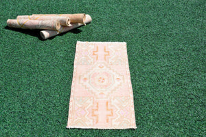 Vintage Handmade Turkish small area rug doormat for home decor, bathroom rug, area oushak rug bathroom mat kitchen kilim rug, rug 2.8X1.4, 665825