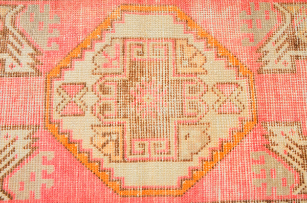 Natural Turkish Vintage small area rug doormat for home decor, bathroom rug, area oushak rug bathroom mat kitchen rug kilim rug, rug 3.1X1.5, 665827