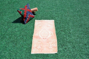 Stained Vintage Handmade Turkish small area rug doormat for home decor, bathroom rug, area rug bathroom mat kitchen kilim rug, rug 3.1X1.6, 665829