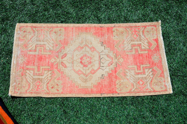 Handmade Turkish Vintage small area rug doormat for home decor, bathroom rug, area oushak rug bathroom mat kitchen kilim rug, rug 3.1X1.5, 665830