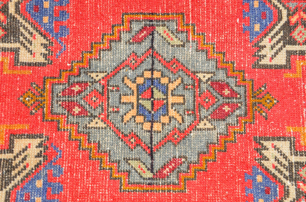 Natural Turkish Vintage small area rug doormat for home decor, bathroom rug, area oushak rug bathroom mat kitchen rug kilim rug, rug 2.9X1.5, 665844