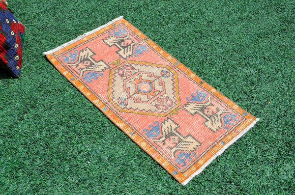 Vintage Handmade Turkish small area rug doormat for home decor, bathroom rug, area rug bathroom mat kitchen kilim rug, rug 3.2X1.6, 665846