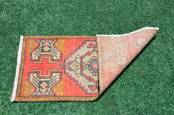 Vintage Handmade Turkish small area rug doormat for home decor, bathroom rug, area rug bathroom mat kitchen kilim rug, rug 3.3X1.6, 665850