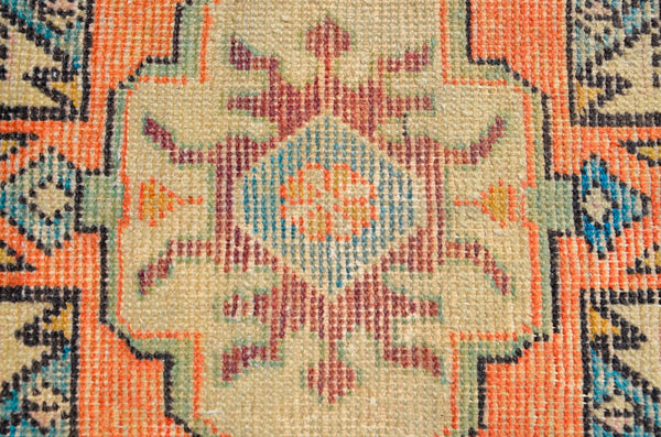 Vintage Handmade Turkish small area rug doormat for home decor, bathroom rug, area rug bathroom mat kitchen kilim rug, rug 2.6X1.4, 665854