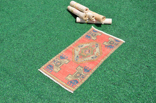 Handmade Turkish Vintage small area rug doormat for home decor, bathroom rug, area oushak rug bathroom mat kitchen kilim rug, rug 3.1X1.5, 665855