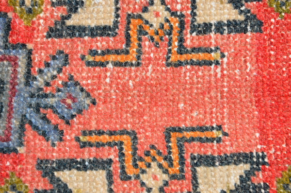 Turkish Handmade Vintage small area rug doormat for home decor, bathroom rug, area oushak rug bathroom mat kitchen kilim rug, rug 2.8x1.5, 665860
