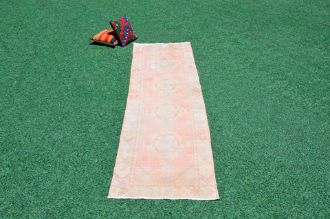 Unique Vintage Turkish runner rug for home decor, area rug, Anatolian oushak rug boho rug bedroom rug kitchen rug kilim, 9'6"x2'6", 666428