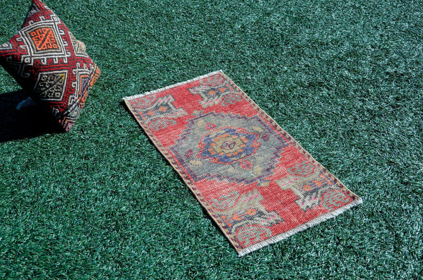 Natural Turkish Vintage small area rug doormat for home decor, bathroom rug, area oushak rug bathroom mat kitchen rug kilim rug, rug 3X1.6, 665992
