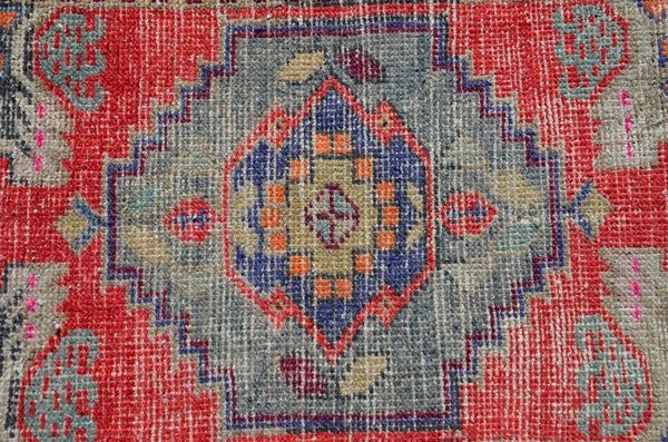 Natural Turkish Vintage small area rug doormat for home decor, bathroom rug, area oushak rug bathroom mat kitchen rug kilim rug, rug 3X1.6, 665992