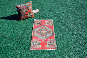 Handmade Turkish Vintage small area rug doormat for home decor, bathroom rug, area oushak rug bathroom mat kitchen kilim rug, rug 3x1.5, 665993