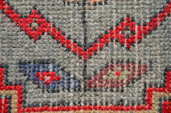 Natural Turkish Vintage small area rug doormat for home decor, bathroom rug, area oushak rug bathroom mat kitchen rug kilim rug, rug 3.1X1.5, 665995