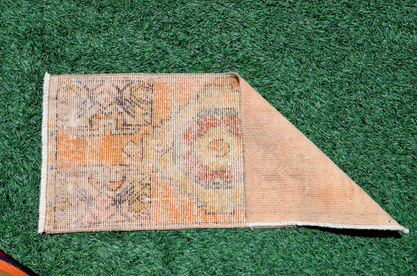 Handmade Turkish Vintage small area rug doormat for home decor, bathroom rug, area oushak rug bathroom mat kitchen kilim rug, rug 3x1.3, 666501