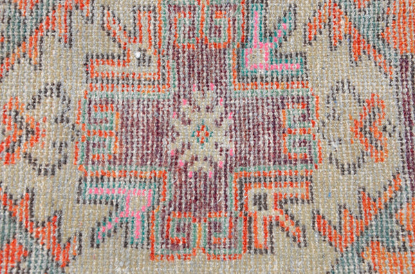 Natural Turkish Vintage small area rug doormat for home decor, bathroom rug, area oushak rug bathroom mat kitchen rug kilim rug, rug 3.2X1.5, 666507