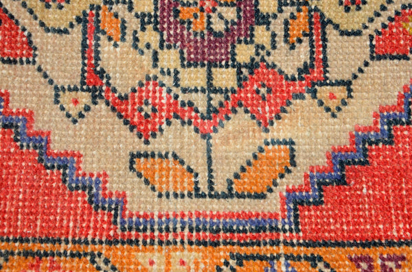 Natural Turkish Vintage small area rug doormat for home decor, bathroom rug, area oushak rug bathroom mat kitchen rug kilim rug, rug 3.3X1.6, 666510