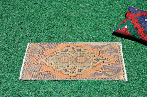 Natural Turkish Vintage small area rug doormat for home decor, bathroom rug, area oushak rug bathroom mat kitchen rug kilim rug, rug 2.6X1.4, 666525