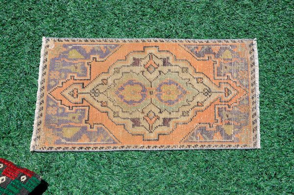 Natural Turkish Vintage small area rug doormat for home decor, bathroom rug, area oushak rug bathroom mat kitchen rug kilim rug, rug 2.6X1.4, 666525