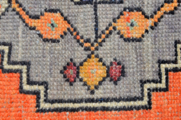 Handmade Turkish Vintage small area rug doormat for home decor, bathroom rug, area oushak rug bathroom mat kitchen kilim rug, rug 3.3x1.6, 666526
